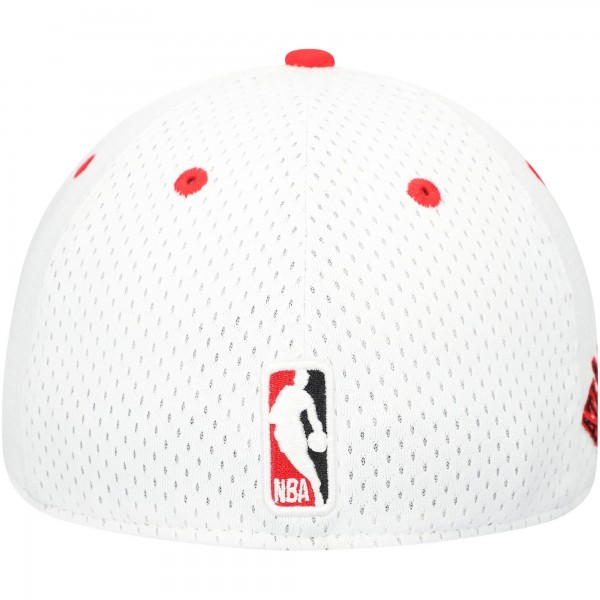 Бейсболка Atlanta Hawks New Era Throwback 2Tone 59FIFTY - White/Red