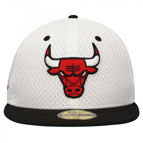 Бейсболка Chicago Bulls New Era Throwback 2Tone 59FIFTY - White/Black