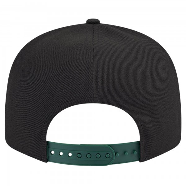 Бейсболка Milwaukee Bucks New Era White/Hunter Green Throwback Gradient Tech Font 9FIFTY