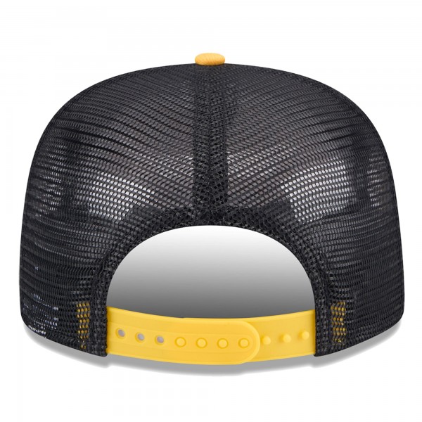 Бейсболка Golden State Warriors New Era Throwback Team Arch Golfer - Black/Gold