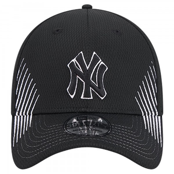 Бейсболка New York Yankees New Era Black Active Dash Mark 39THIRTY