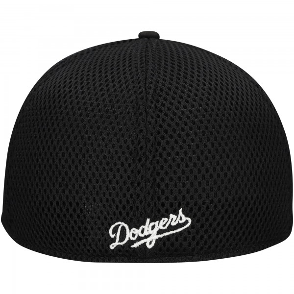 Бейсболка Los Angeles Dodgers New Era Black Neo 39THIRTY