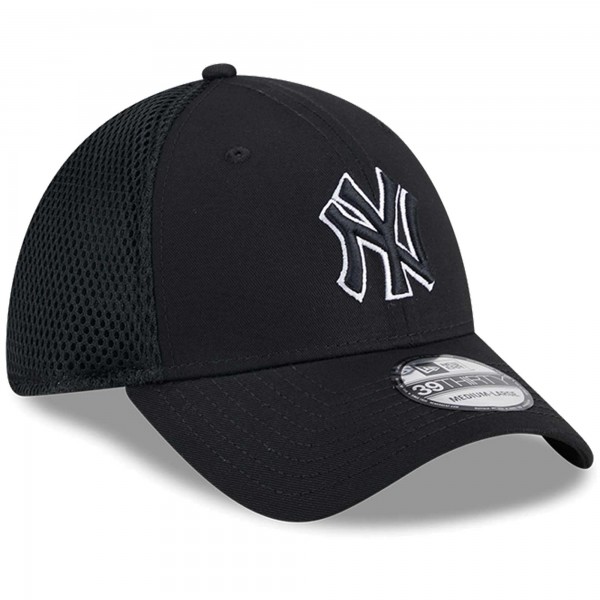 Бейсболка New York Yankees New Era Black/White Neo 39THIRTY