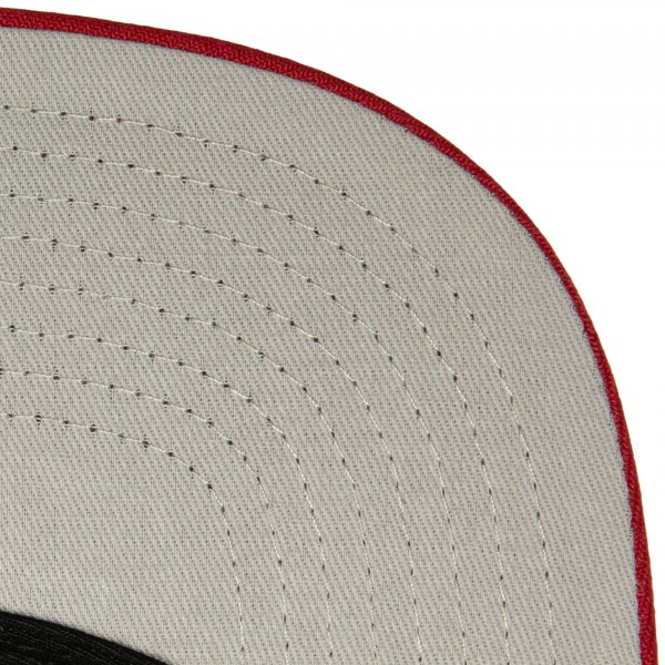 Бейсболка Chicago Bulls Mitchell & Ness Red Champ Stack