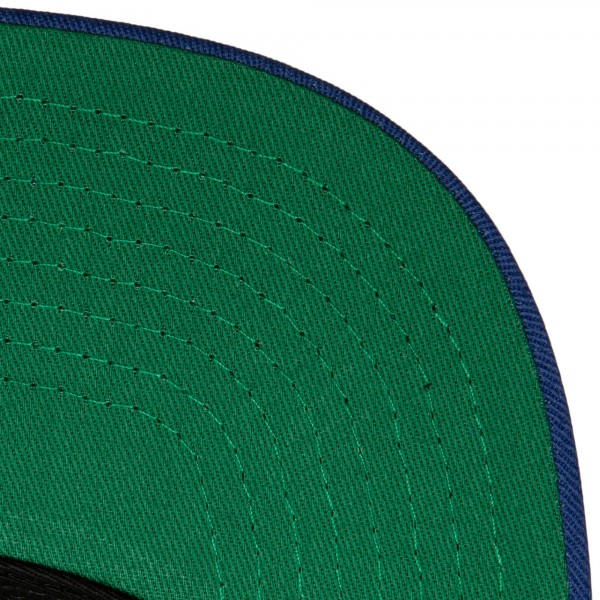 Бейсболка New York Knicks Mitchell & Ness Hot Fire - White