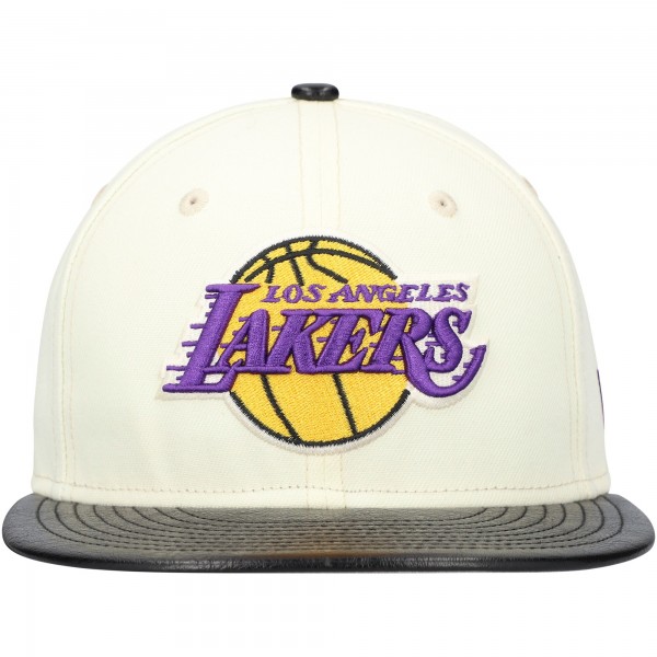 Бейсболка Los Angeles Lakers New Era Faux Leather Visor Two-Tone 59FIFTY - White/Black
