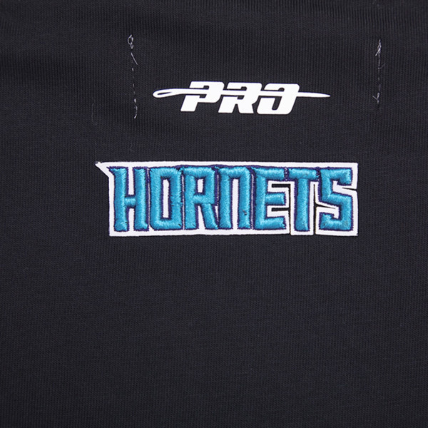 Женская футболка Charlotte Hornets Pro Standard Black Script Boyfriend