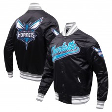 Бомбер Charlotte Hornets Pro Standard Script Tail Full-Snap Satin Varsity - Black