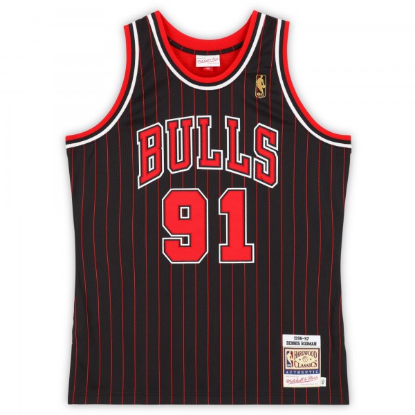 Игровая джерси Dennis Rodman Chicago Bulls Autographed Fanatics Authentic Black Pinstripe Mitchell & Ness 1996-97 Authentic