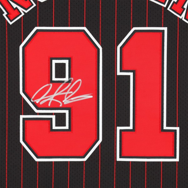 Игровая джерси Dennis Rodman Chicago Bulls Autographed Fanatics Authentic Black Pinstripe Mitchell & Ness 1996-97 Authentic