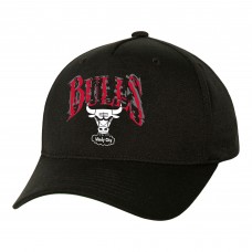 Бейсболка Chicago Bulls SUGA x NBA by Mitchell & Ness Capsule Collection Glitch Stretch - Black
