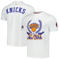 Футболка New York Knicks FISLL Unisex Heritage Crest - White