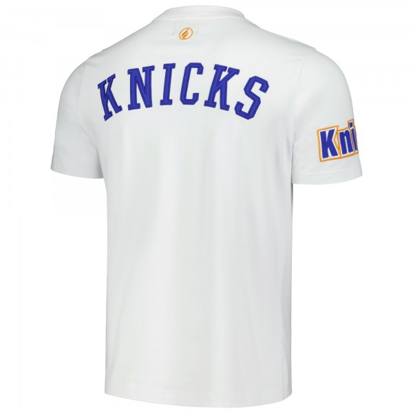 Футболка New York Knicks FISLL Unisex Heritage Crest - White