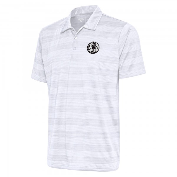 Поло Dallas Mavericks Antigua Metallic Logo Compass - White