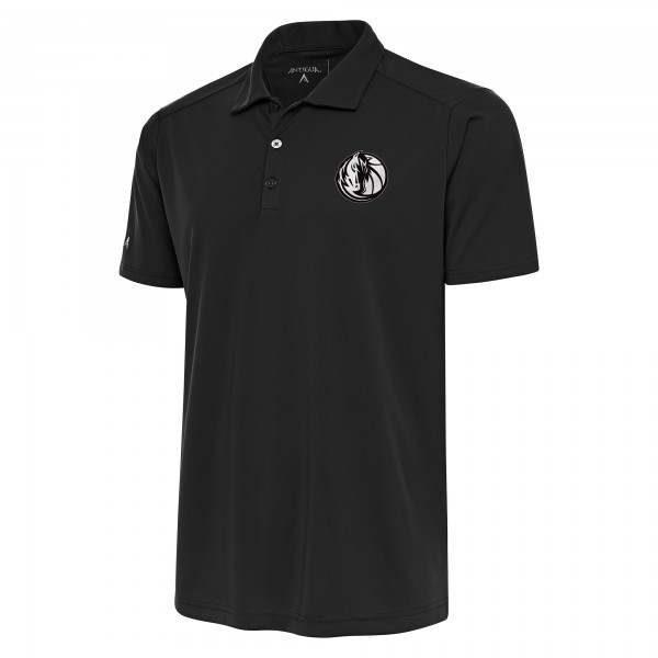 Поло Dallas Mavericks Antigua Metallic Logo Tribute Desert Dry - Gray