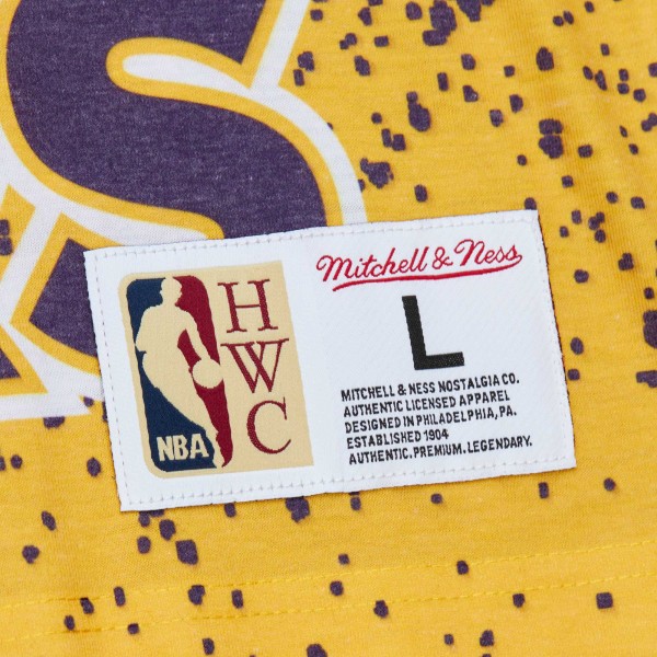 Футболка Los Angeles Lakers Mitchell & Ness Hardwood Classics 3X NBA Champions Champ City - Gold