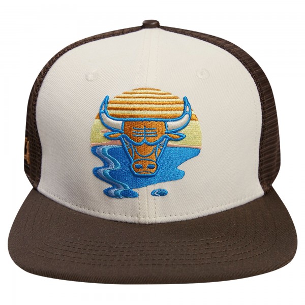 Бейсболка Chicago Bulls Pro Standard Glint Sunset - Cream/Brown