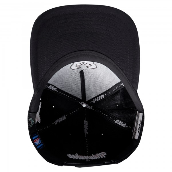 Бейсболка Milwaukee Bucks Pro Standard Black Paint the City Pinch Front