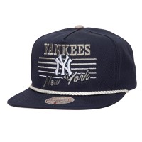 New York Yankees Mitchell & Ness Navy Radiant Lines Deadstock Snapback Hat