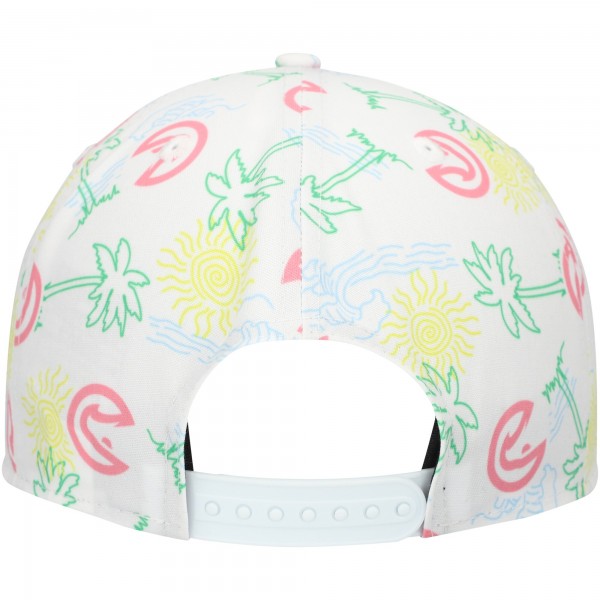 Бейсболка Atlanta Hawks New Era Palm Trees and Waves Golfer - White