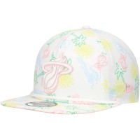 Бейсболка Miami Heat New Era White Palm Trees and Waves Golfer