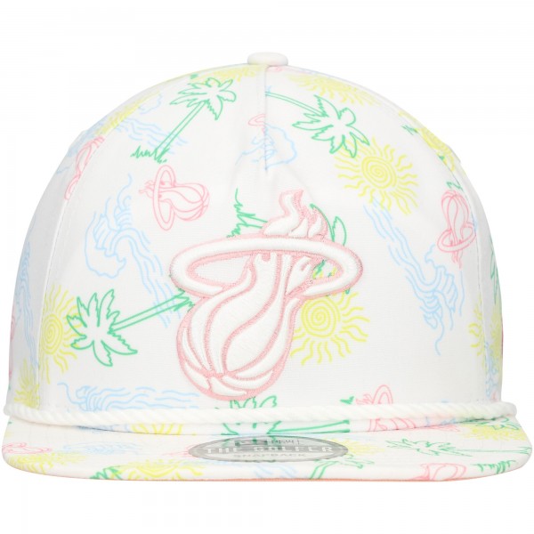 Бейсболка Miami Heat New Era White Palm Trees and Waves Golfer