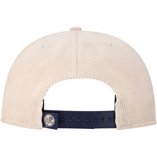 New York Yankees New Era Khaki Summer Essential Golfer Snapback Hat