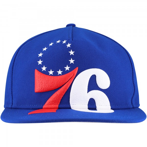 Philadelphia 76ers New Era Royal Oversized Puff Print Logo Golfer Snapback Hat