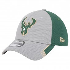 Бейсболка Milwaukee Bucks New Era Gray/Hunter Green Active Trim 39THIRTY