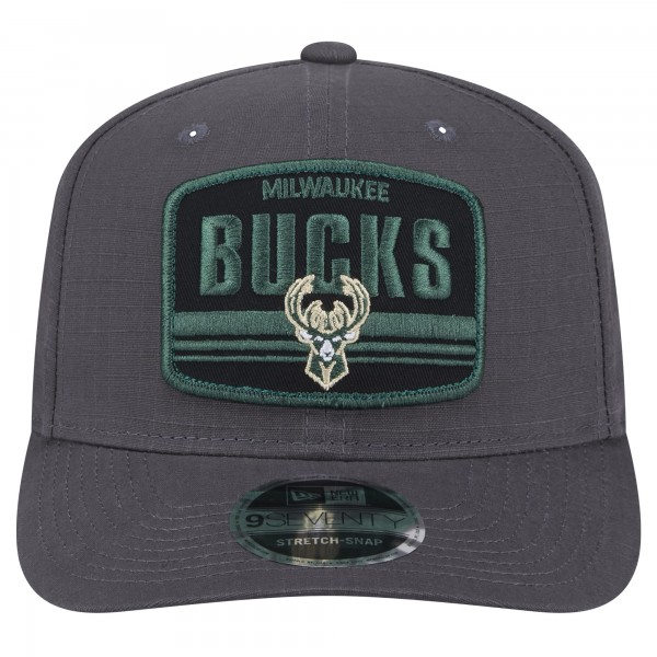 Бейсболка Milwaukee Bucks New Era Graphite Team Elevated Patch 9SEVENTY