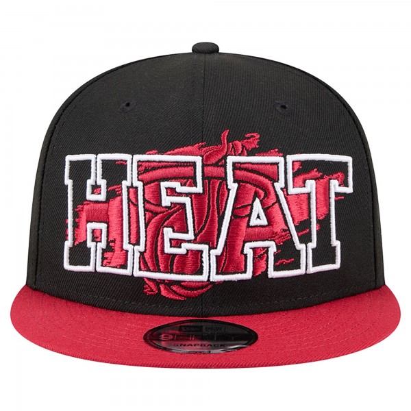 Бейсболка Miami Heat New Era Black/Red Sport Night Splatter 2-Tone 9FIFTY Snapback