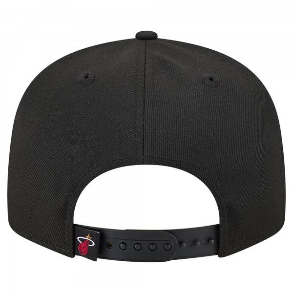 Бейсболка Miami Heat New Era Black/Red Sport Night Splatter 2-Tone 9FIFTY Snapback
