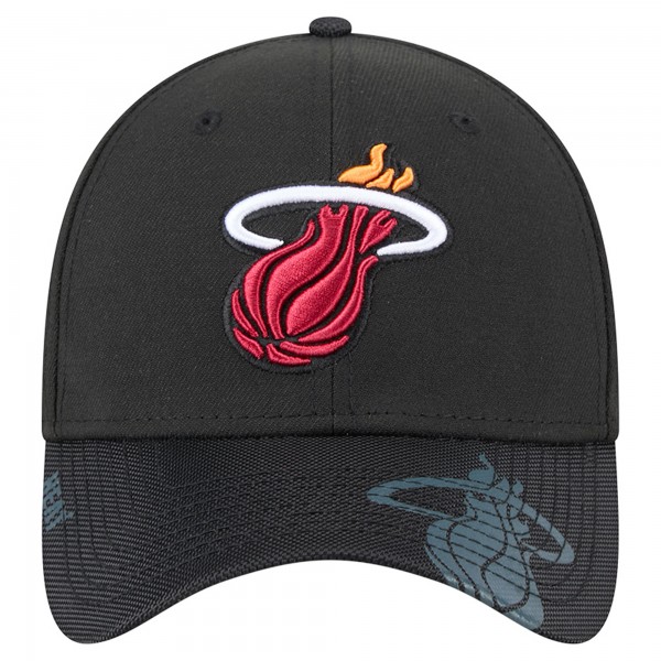 Бейсболка Miami Heat New Era Black Sport Night 39THIRTY