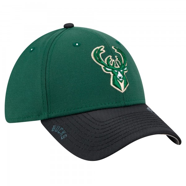 Бейсболка Milwaukee Bucks New Era Hunter Green Sport Night Visor Hit 39THIRTY
