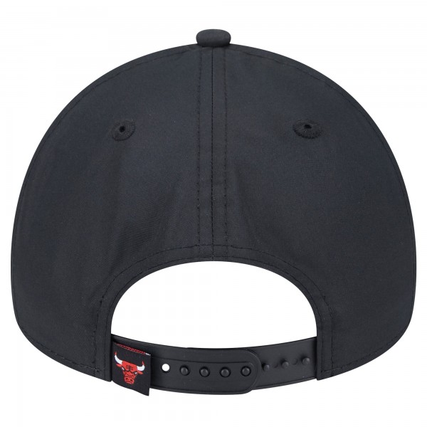 Бейсболка New Era Chicago Bulls Black Throwback Gradient A-Frame 9FORTY
