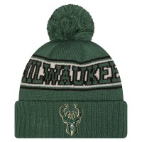 Шапка с помпоном Milwaukee Bucks New Era Hunter Green Throwback Retro Cuffed Knit