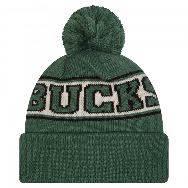 Шапка с помпоном Milwaukee Bucks New Era Hunter Green Throwback Retro Cuffed Knit