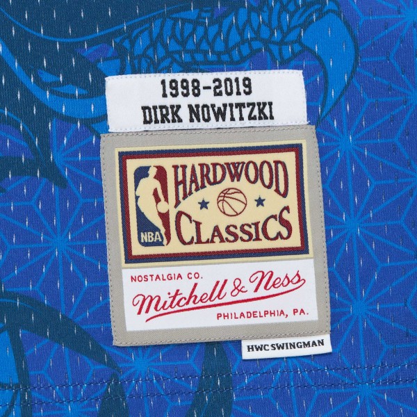 Игровая джерси Dirk Nowitzki Dallas Mavericks Mitchell & Ness 1998-2019 Hardwood Classics Asian Heritage 6.0 Swingman Throwback Player - Blue