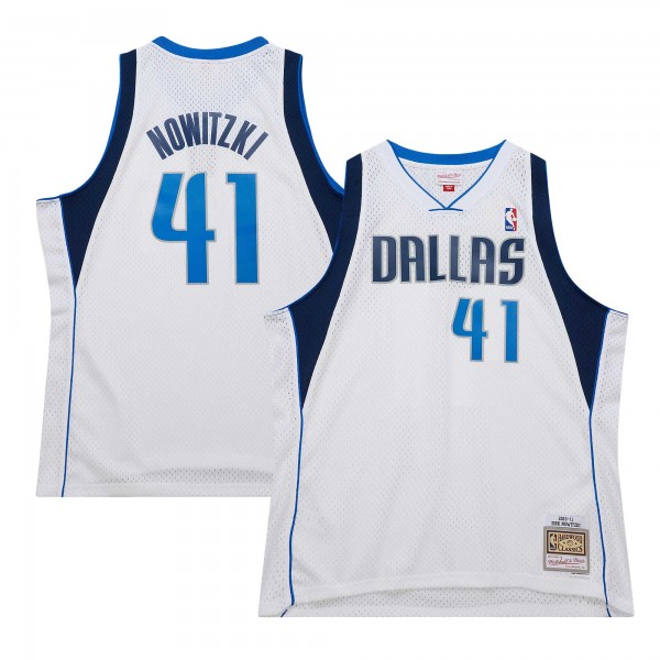 Игровая форма Dirk Nowitzki Dallas Mavericks Mitchell & Ness 2010/11 Hardwood Classics Swingman - White
