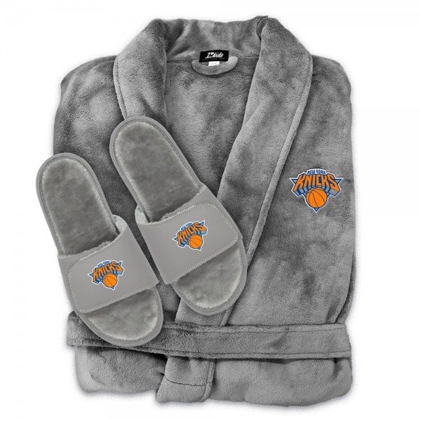 Unisex New York Knicks ISlide Gray Faux Fur Slide Sandals & Robe Bundle