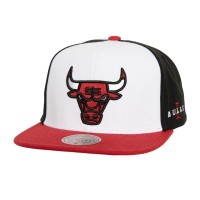 Бейсболка Chicago Bulls Mitchell & Ness Core - White/Red