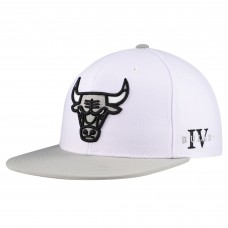 Бейсболка Chicago Bulls Mitchell & Ness White Core