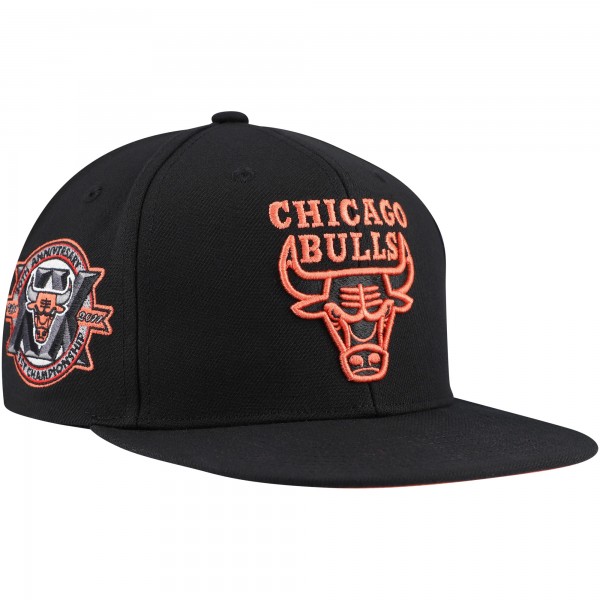 Бейсболка Chicago Bulls Mitchell & Ness Core - Black