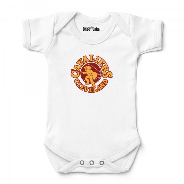 Newborn & Малышам Cleveland Cavaliers Chad & Jake White Hardwood Classic Bodysuit