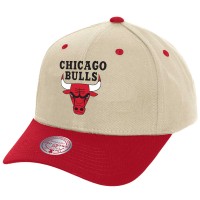 Бейсболка Chicago Bulls Mitchell & Ness Game On Two-Tone Pro Crown - Cream