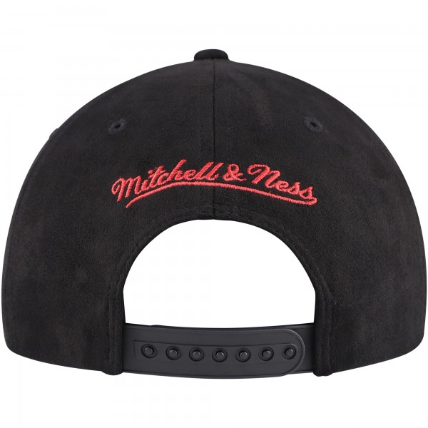 Бейсболка Chicago Bulls Mitchell & Ness Sweet Suede - Black