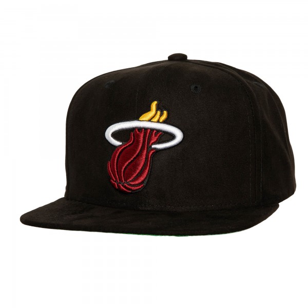 Бейсболка Miami Heat Mitchell & Ness Black Sweet Suede