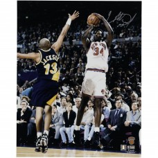 Charles Oakley New York Knicks Autographed Fanatics Authentic 16 x 20 Shooting vs. Indiana Pacers Photograph