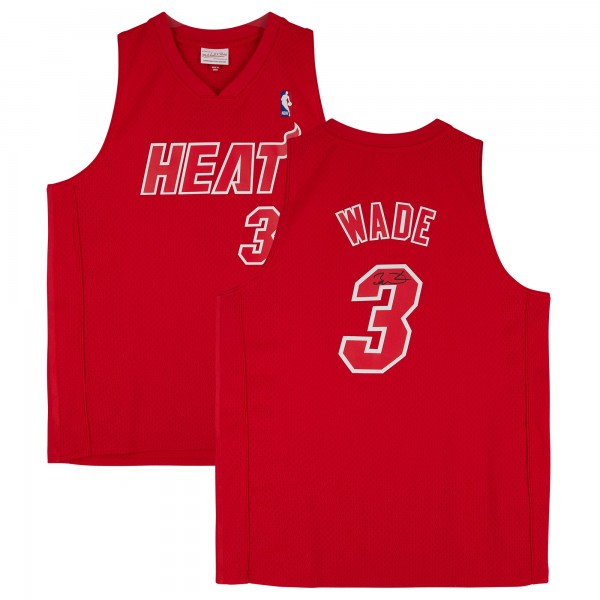 Игровая джерси Dwyane Wade Miami Heat Autographed Fanatics Authentic Red Mitchell & Ness 2012 Christmas Day Swingman
