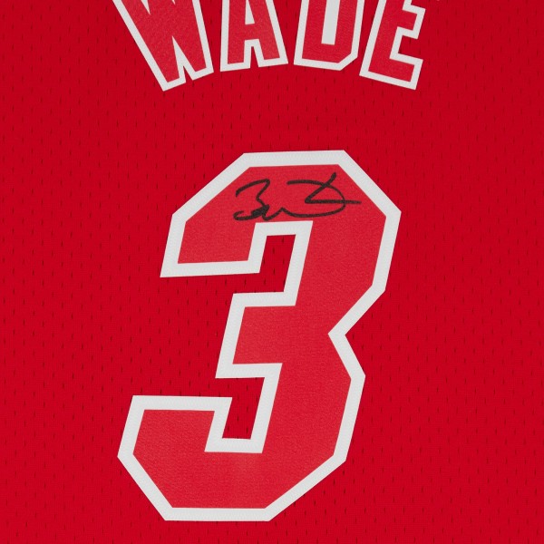 Игровая джерси Dwyane Wade Miami Heat Autographed Fanatics Authentic Red Mitchell & Ness 2012 Christmas Day Swingman